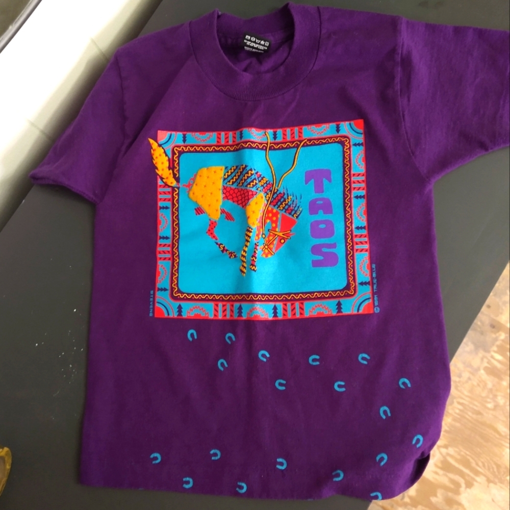 Vintage TAOS Unisex T-shirt  *1990's  USA Size 6-8